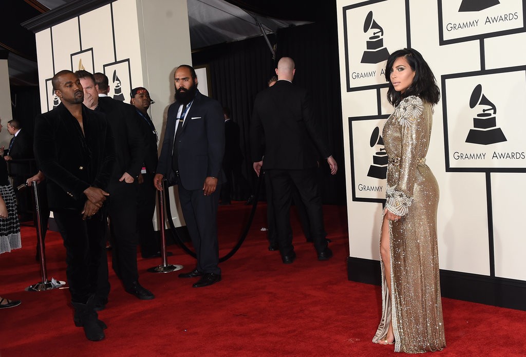 Picturesffff-Kanye-West-Checking-Out-Kim-Kardashian