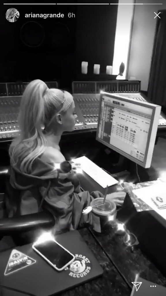 Ariana Grande ετοιμάζει νέα δισκογραφική δουλειά
