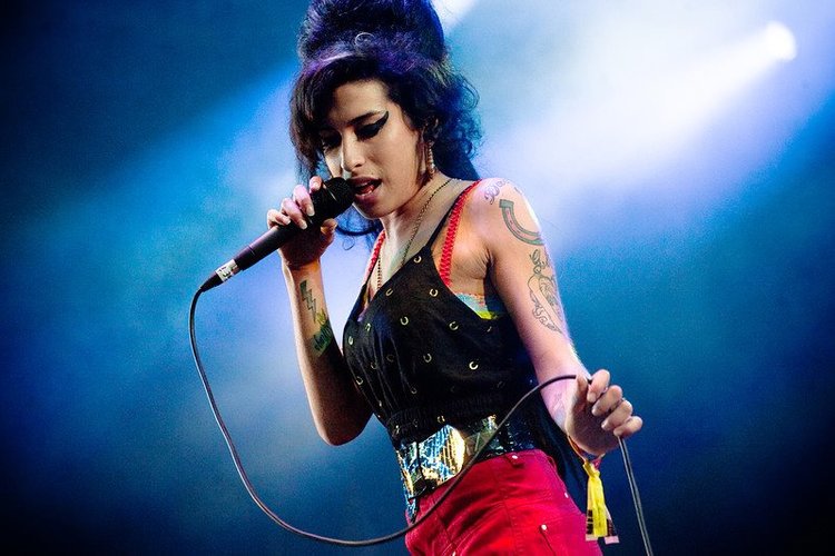 demo τραγούδι της Amy Winehouse