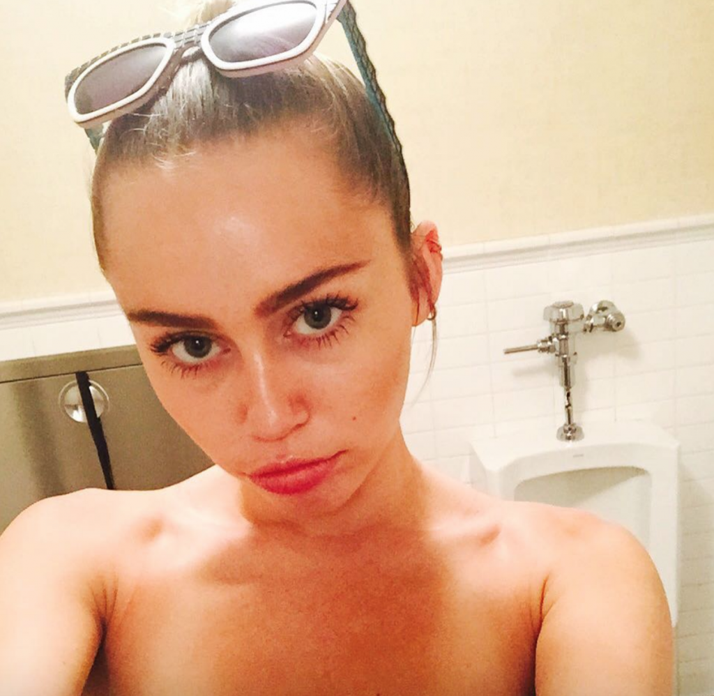 celebrities που τόλμησαν να ανεβάσουν στο Instagram nude φωτογραφίες τους