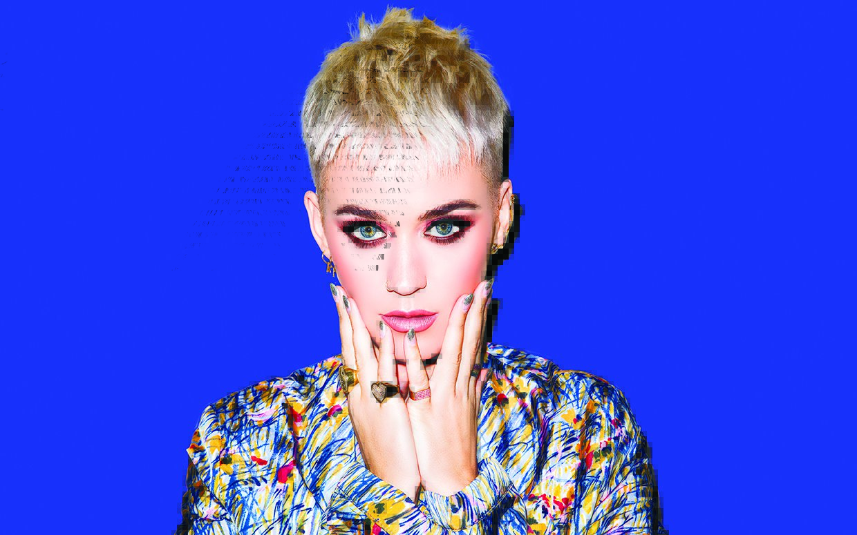 Katy Perry δεν τα παρατά
