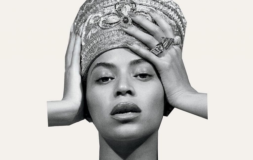 Beyoncé μας αιφνιδιάζει με την κυκλοφορία νέου album