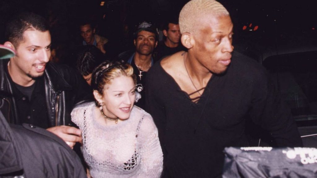 Πόσα θα κέρδιζε ο Dennis Rodman αν έκανε παιδί με τη Madonna;